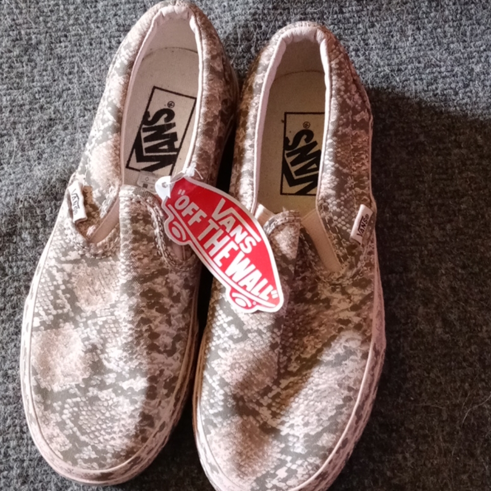 Vans slip ons NWT